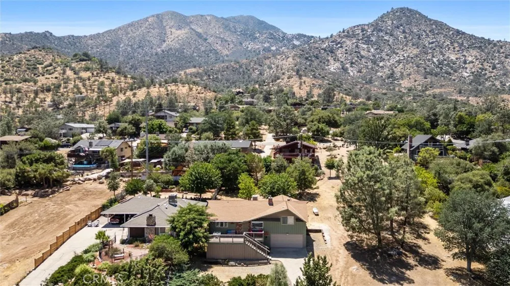 119 Pine Drive Kernville, CA 93238