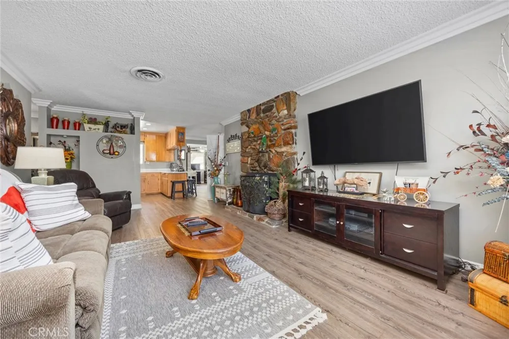119 Pine Drive Kernville, CA 93238