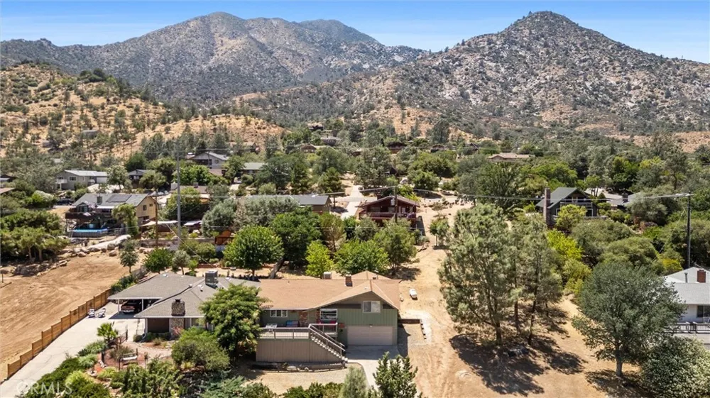 119 Pine Drive Kernville, CA 93238