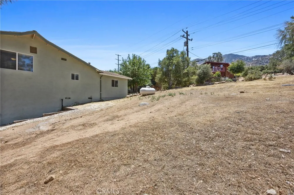 119 Pine Drive Kernville, CA 93238