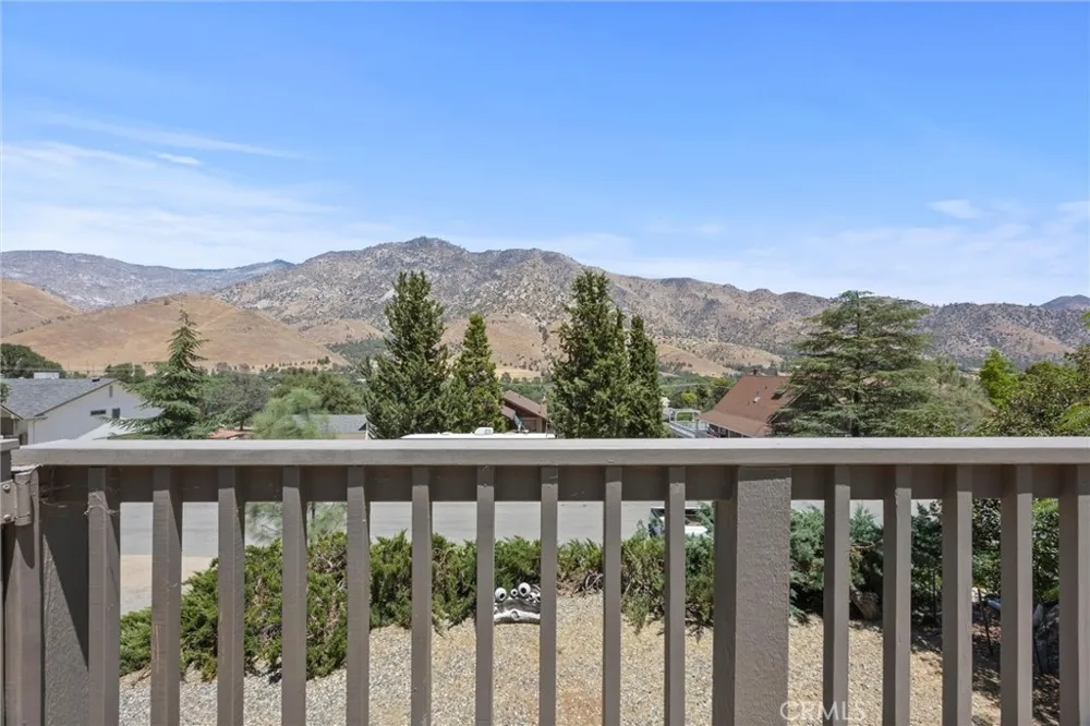 119 Pine Drive Kernville, CA 93238