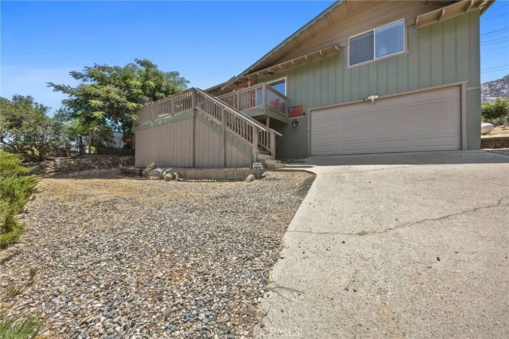 119 Pine Drive Kernville, CA 93238
