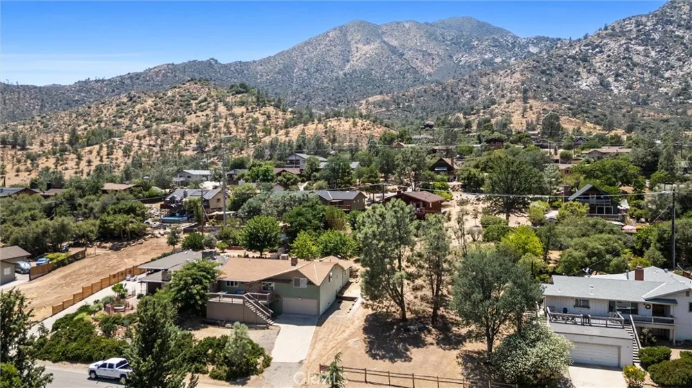 119 Pine Drive Kernville, CA 93238
