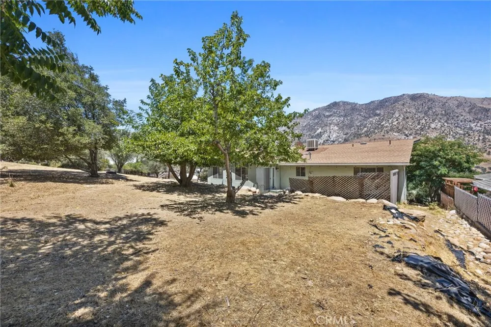 119 Pine Drive Kernville, CA 93238
