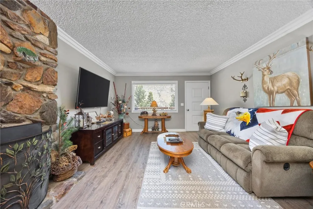 119 Pine Drive Kernville, CA 93238