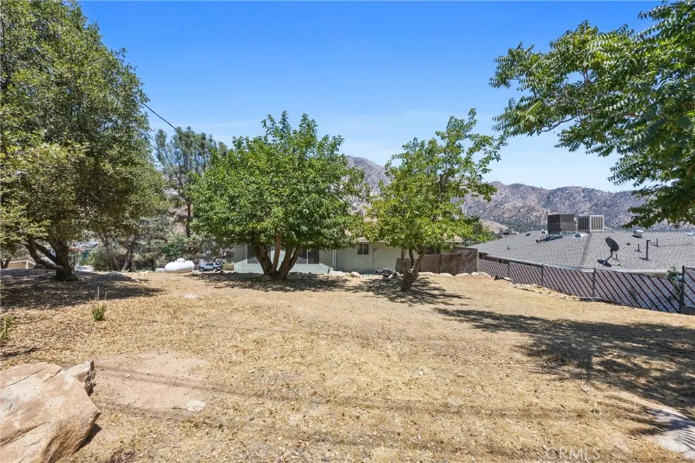 119 Pine Drive Kernville, CA 93238