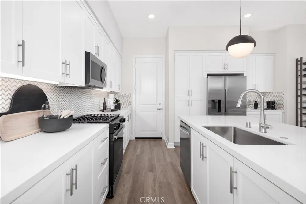 226 Roma Court Walnut, CA 91789