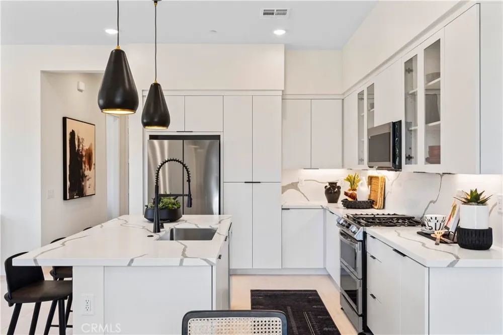 221 Roma Court Walnut, CA 91789