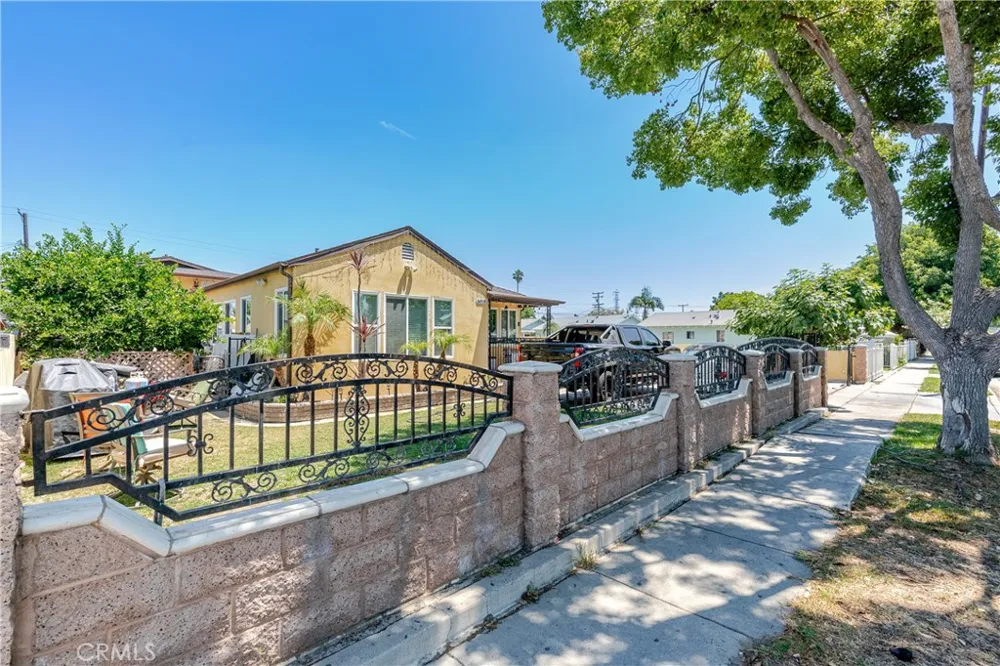 6019 Gotham Street Bell Gardens, CA 90201