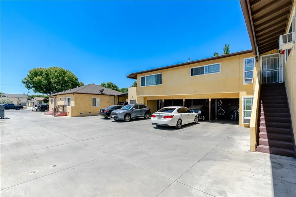 6019 Gotham Street Bell Gardens, CA 90201