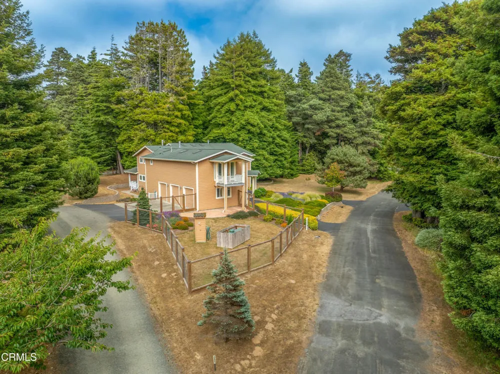 16611 Pearl Ranch Road Fort Bragg, CA 95437