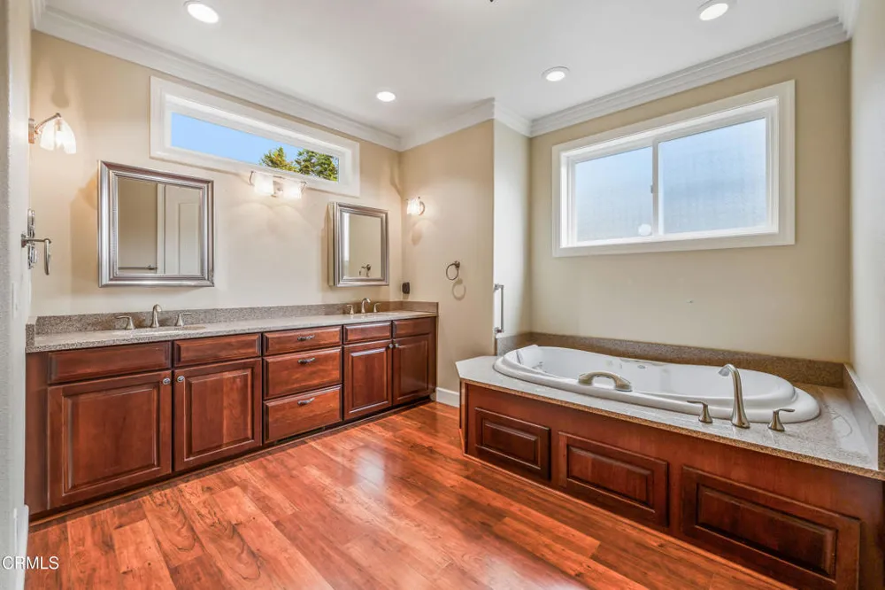 16611 Pearl Ranch Road Fort Bragg, CA 95437