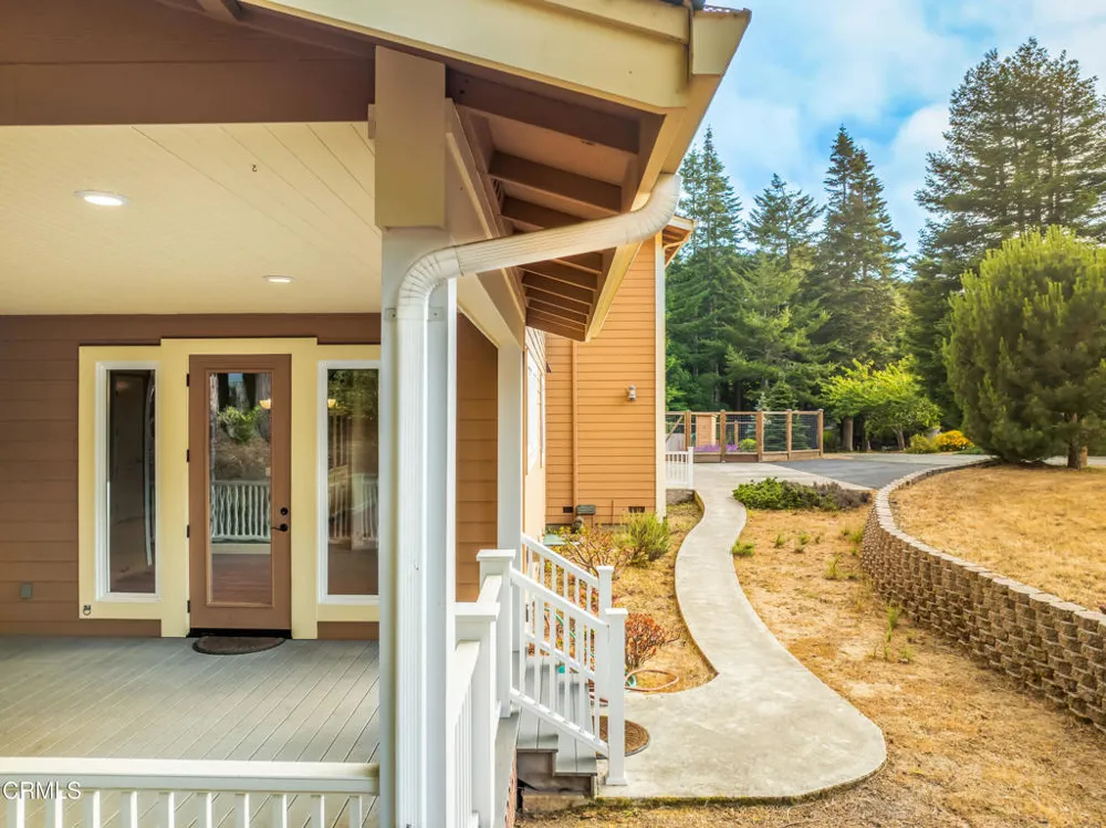 16611 Pearl Ranch Road Fort Bragg, CA 95437