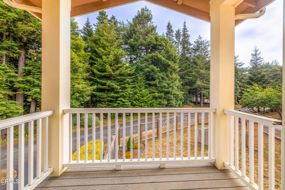 16611 Pearl Ranch Road Fort Bragg, CA 95437