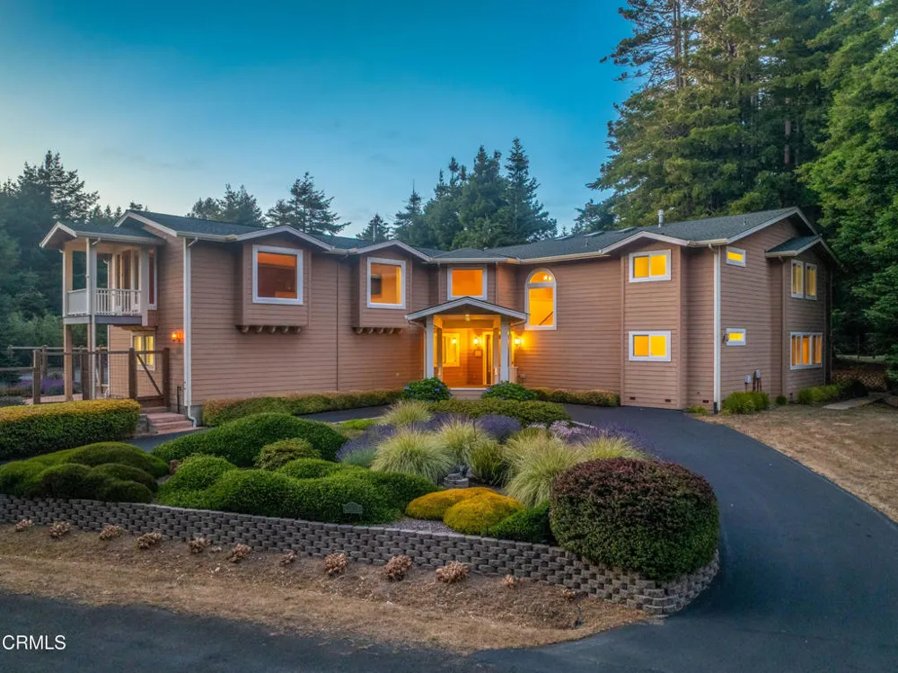 16611 Pearl Ranch Road Fort Bragg, CA 95437