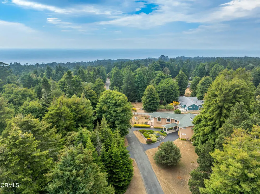 16611 Pearl Ranch Road Fort Bragg, CA 95437