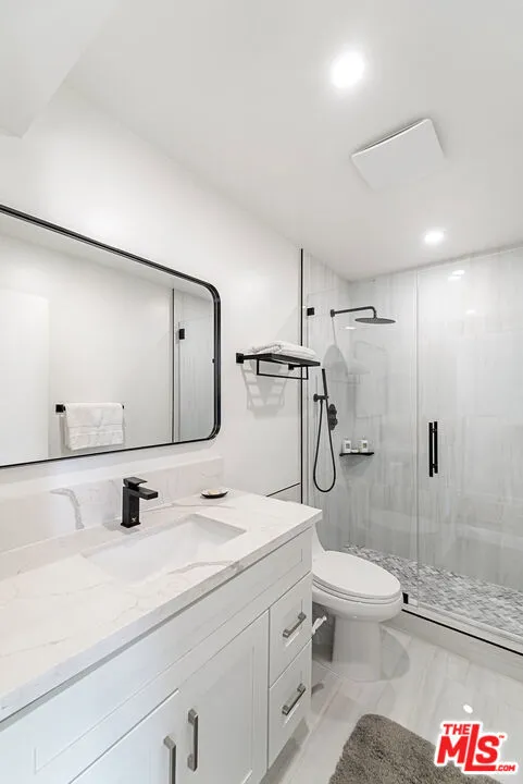 213 17th Street #A Huntington Beach, CA 92648