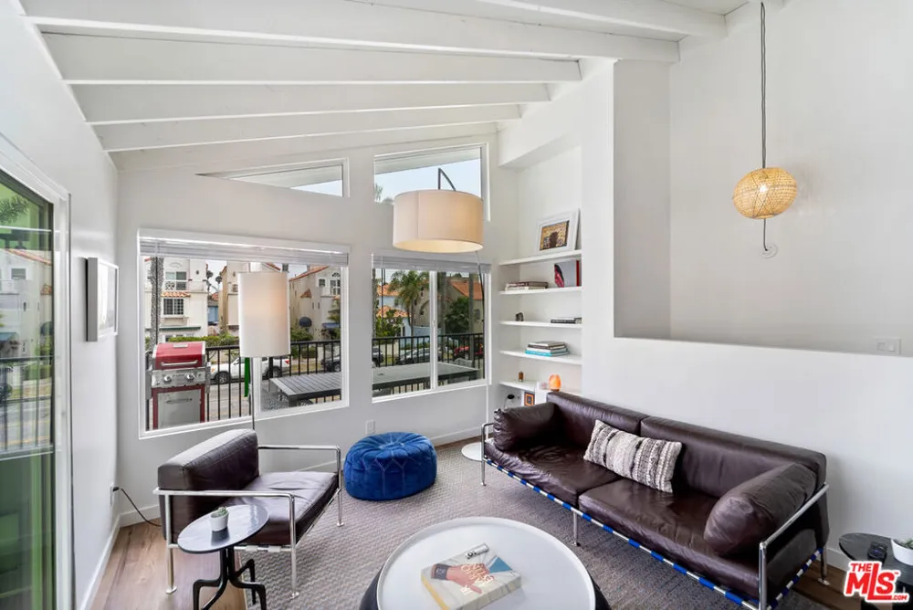 213 17th Street #A Huntington Beach, CA 92648