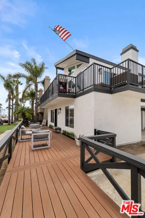 213 17th Street #A Huntington Beach, CA 92648