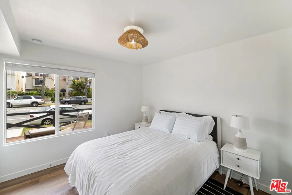 213 17th Street #A Huntington Beach, CA 92648