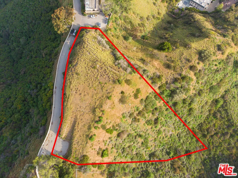 1785 Summitridge Drive Beverly Hills, CA 90210