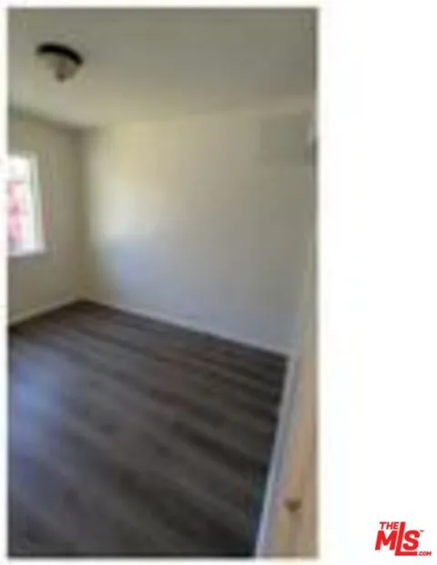 859 E 87th Place
