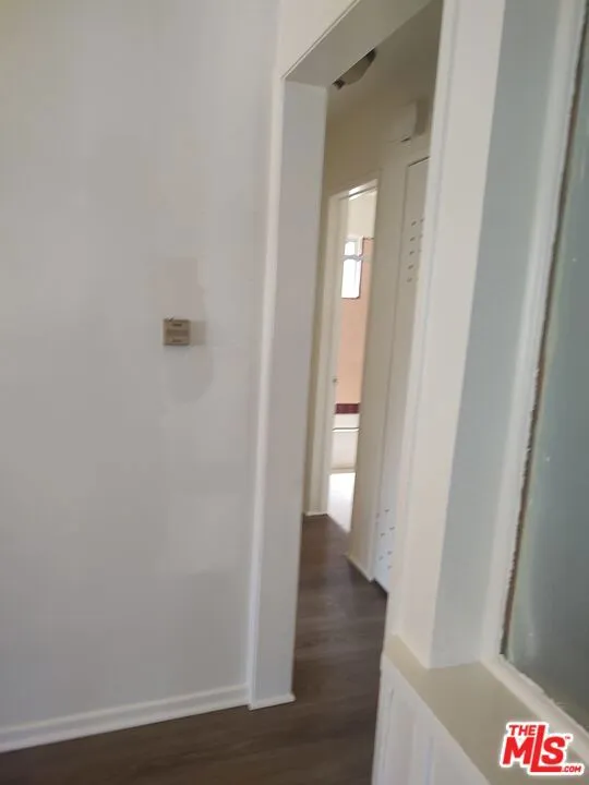 859 E 87th Place Los Angeles, CA 90002