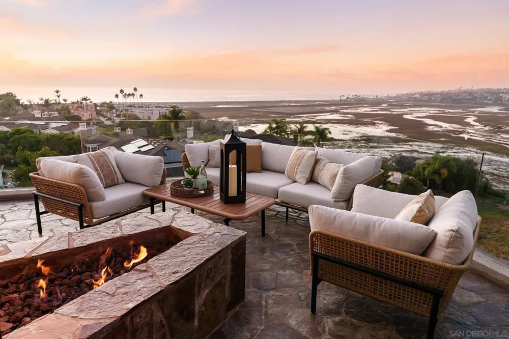 779 Barbara Ave Solana Beach, CA 92075