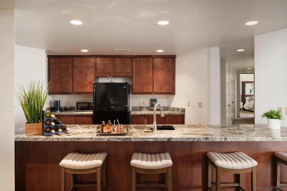 779 Barbara Ave Solana Beach, CA 92075