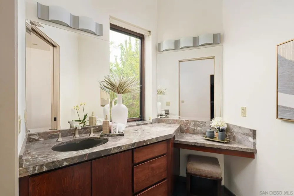 779 Barbara Ave Solana Beach, CA 92075