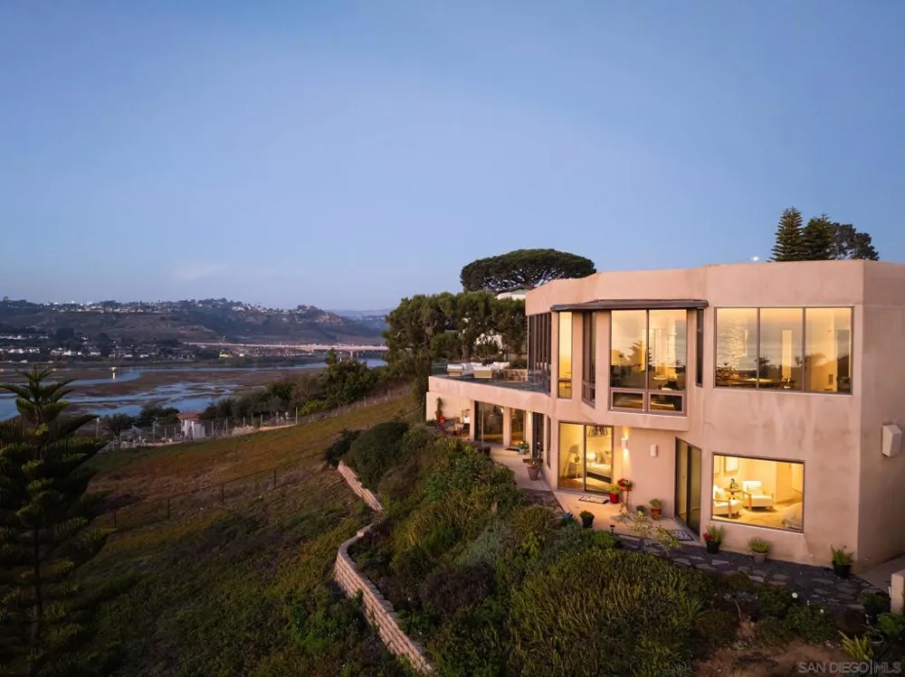 779 Barbara Ave Solana Beach, CA 92075