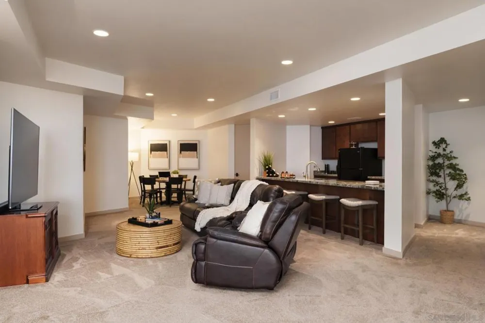 779 Barbara Ave Solana Beach, CA 92075