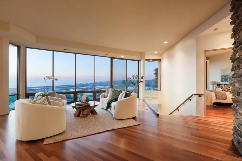 779 Barbara Ave Solana Beach, CA 92075