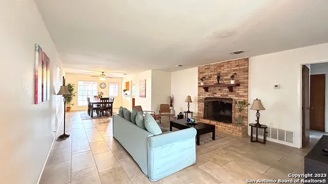 6216 RUE MARIELYNE ST Leon Valley, TX 78238