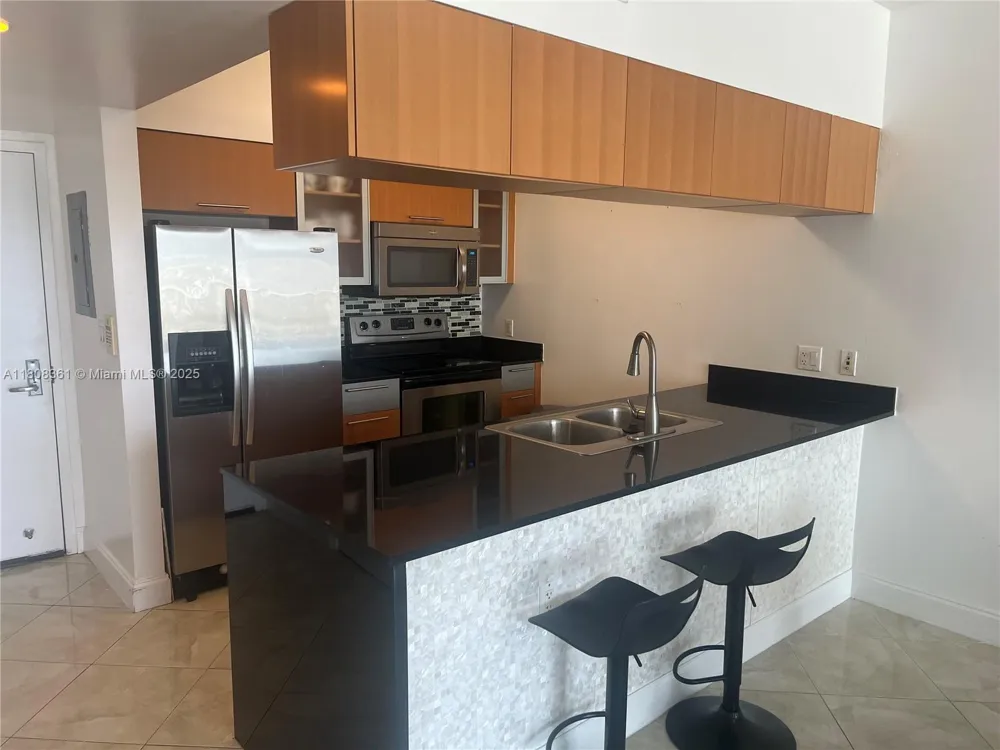 1750 Bayshore Dr #1410 Miami, FL 33132