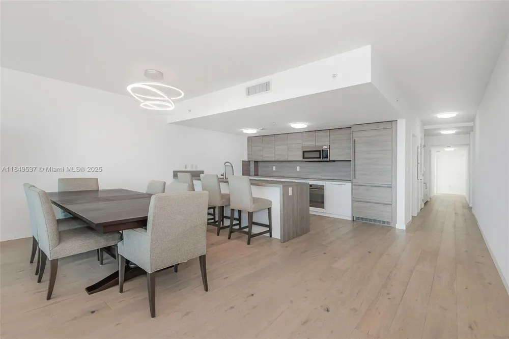 400 Sunny Isles Blvd #1819 ONE LEVEL Sunny Isles Beach, FL 33160