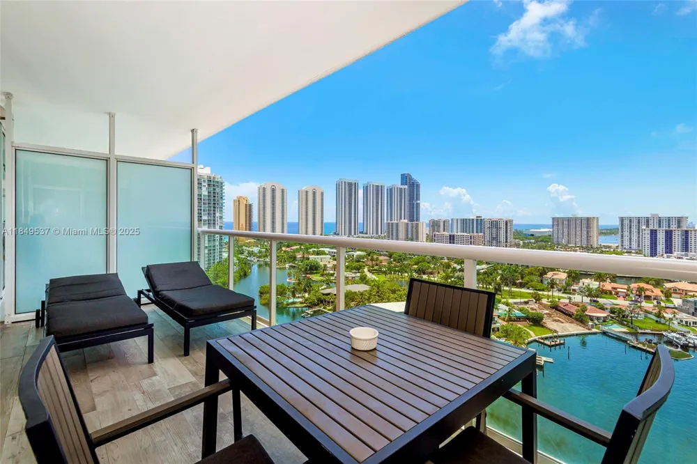 400 Sunny Isles Blvd #1819 ONE LEVEL Sunny Isles Beach, FL 33160