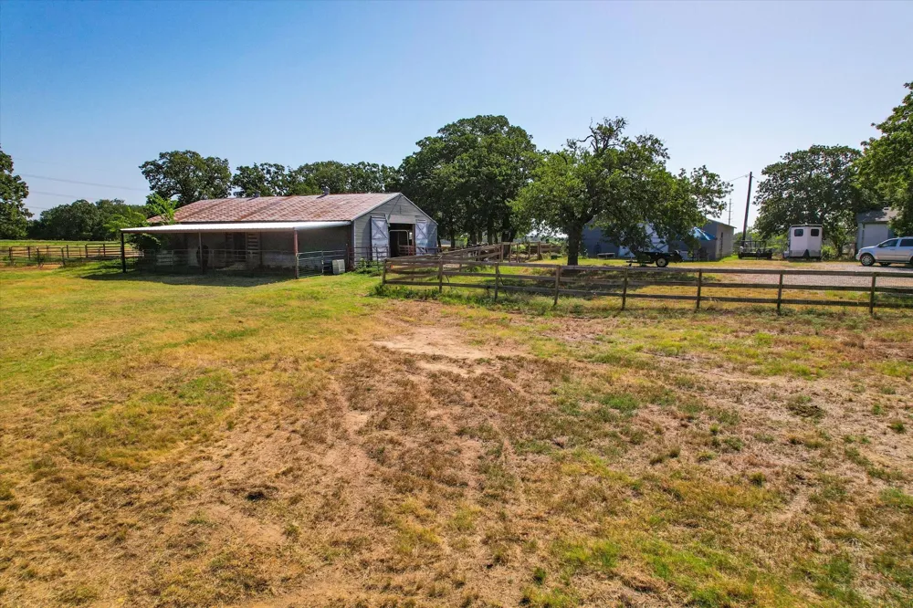 12029 Fishtrap Road Aubrey, TX 76227