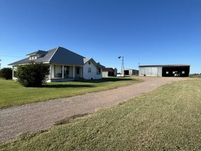 20642 FM 901 Gordonville, TX 76245