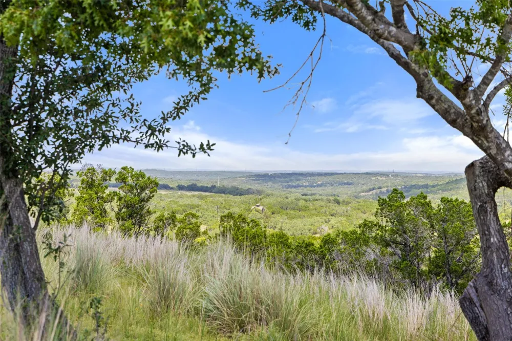 162 Legacy Hills Johnson City, TX 78636