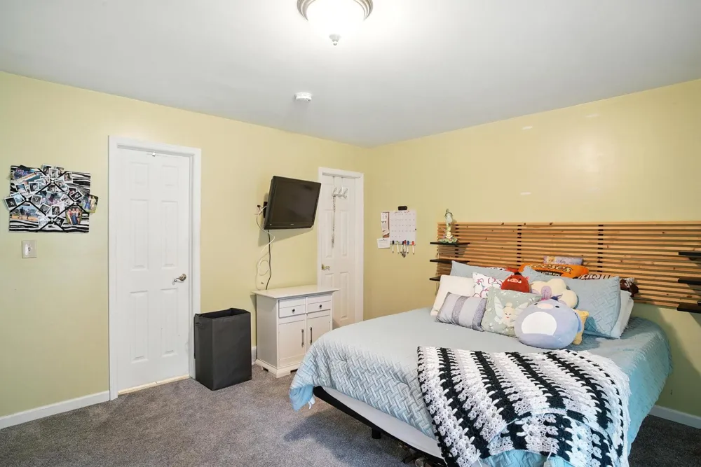 37 Sycamore Trail Wurtsboro, NY 12790