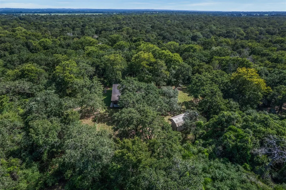 17756 County Road 473 Somerville, TX 77879