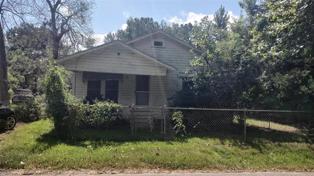 465 S 14th Street Silsbee, TX 77656