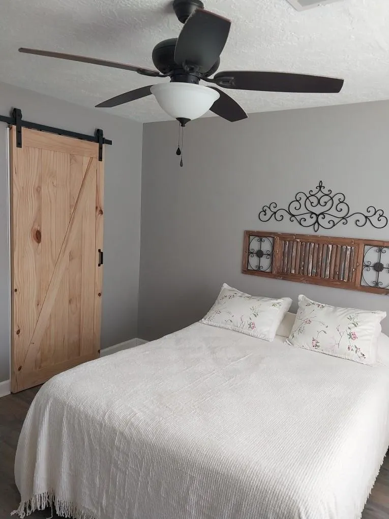 111 Southwood Shores Drive Coldspring, TX 77331