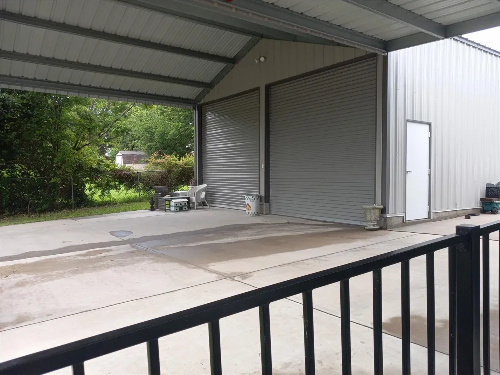 111 Southwood Shores Drive Coldspring, TX 77331