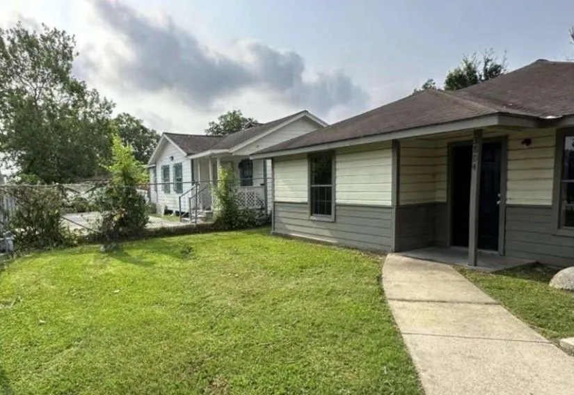 3804 Cedar Hill Lane Houston, TX 77093
