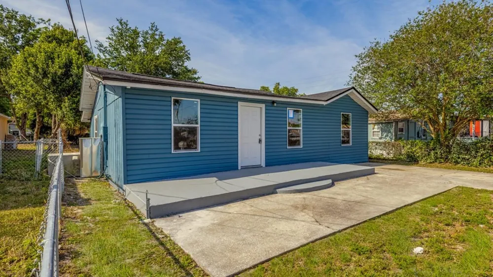 7508 CAROLYN AVENUE Orlando, FL 32807