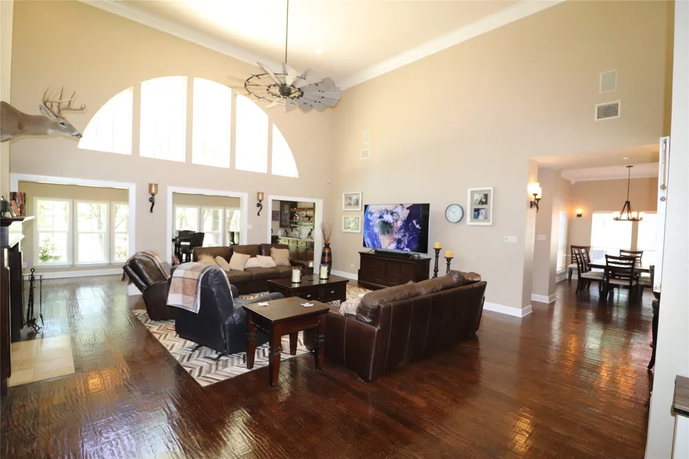 2642 Huddleston Sunset, TX 76270