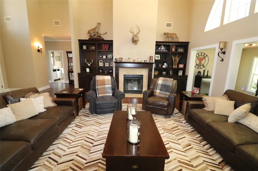 2642 Huddleston Sunset, TX 76270