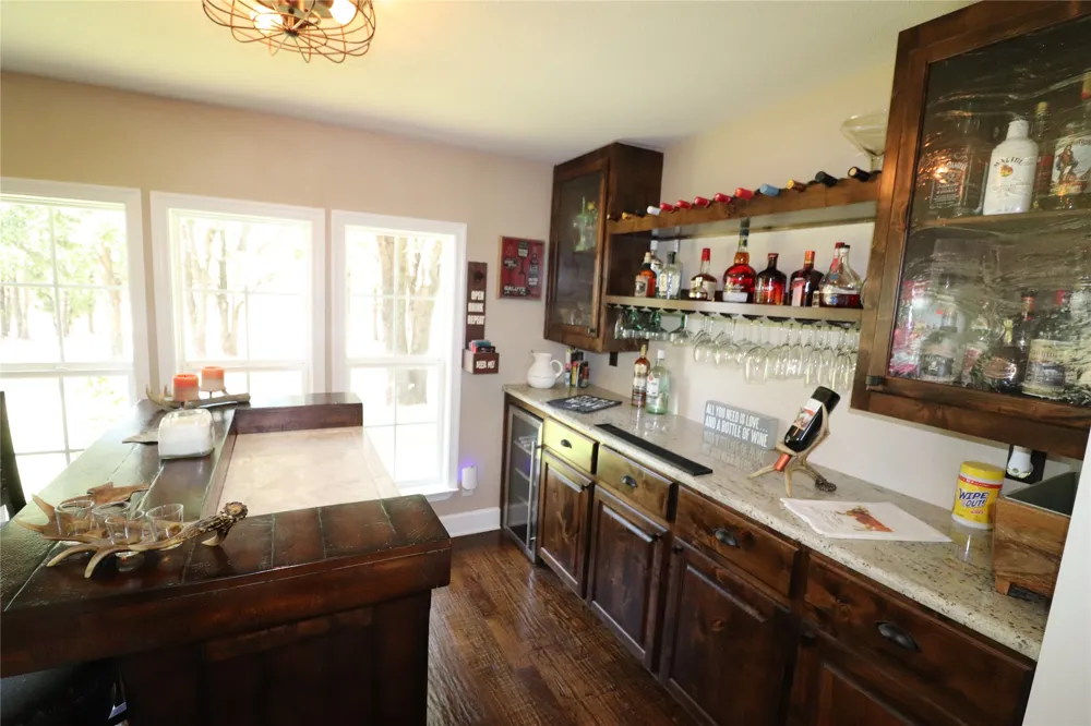 2642 Huddleston Sunset, TX 76270